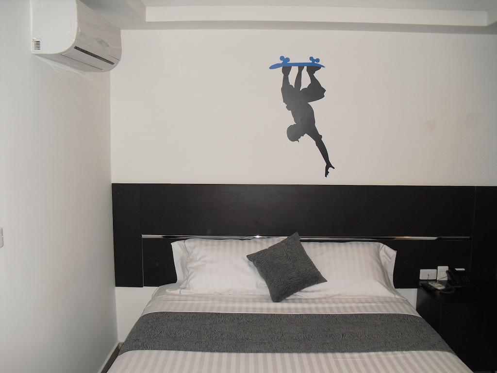 Aw Hotel Sport Калі Екстер'єр фото
